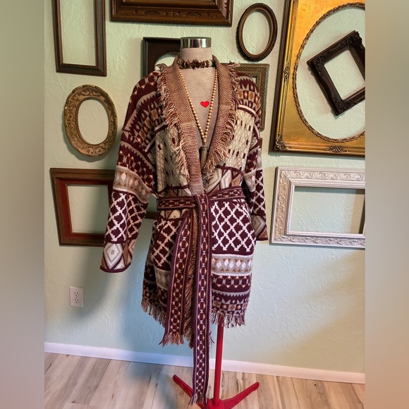 Maxsport Sweaters - Maxsport Blanket Cardigan